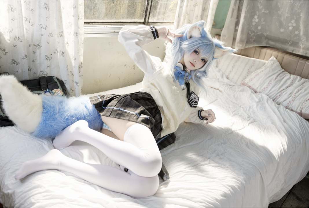 九柒喵 超高校级心跳物语 [44P 348.73 MB]